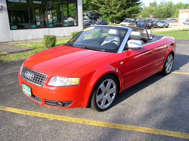 Audi S4 2005 photo 6