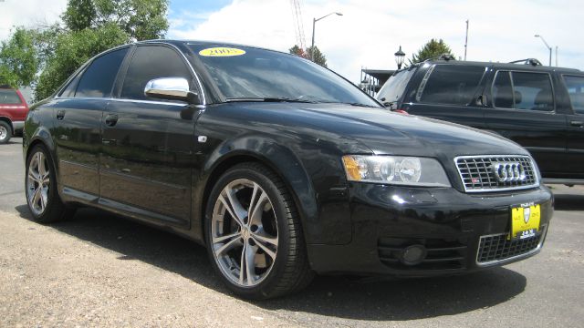 Audi S4 2005 photo 12