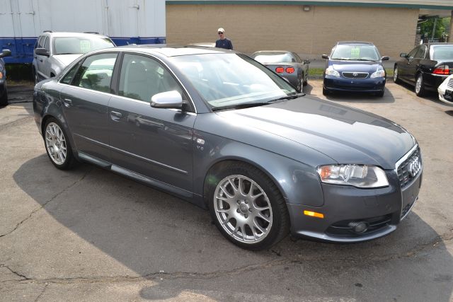 Audi S4 2006 photo 6