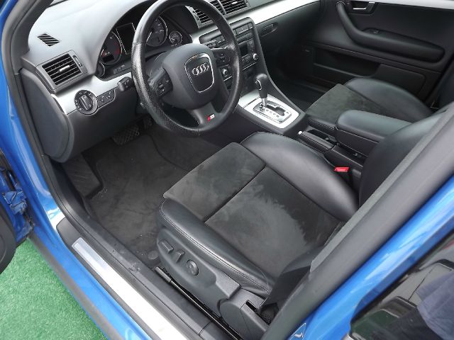 Audi S4 2007 photo 31