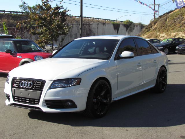 Audi S4 2012 photo 2