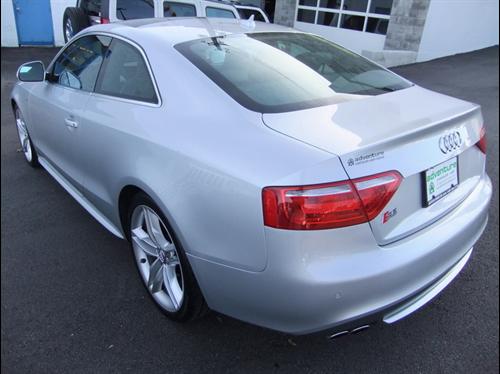 Audi S5 2008 photo 2