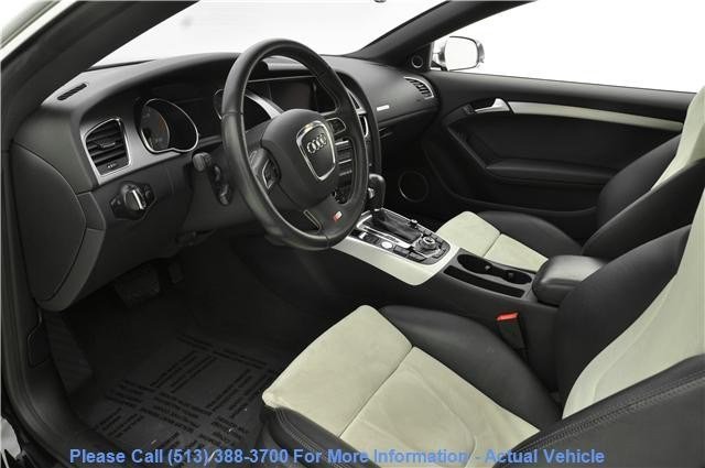 Audi S5 2010 photo 5