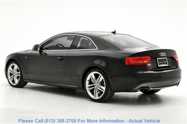 Audi S5 2010 photo 4