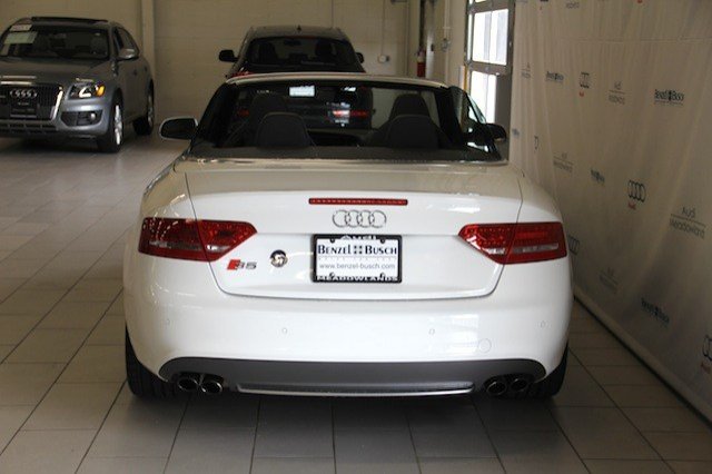 Audi S5 2010 photo 3