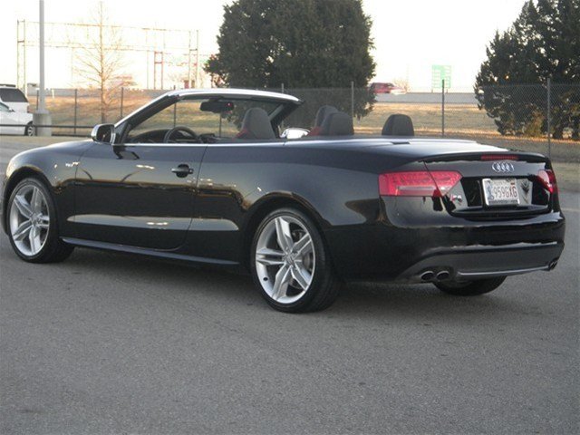 Audi S5 2010 photo 5