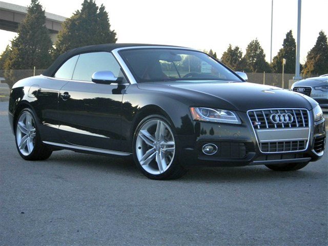 Audi S5 2010 photo 1