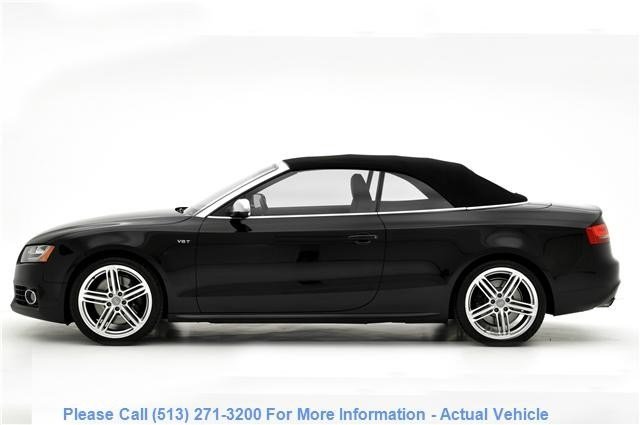 Audi S5 2010 photo 2