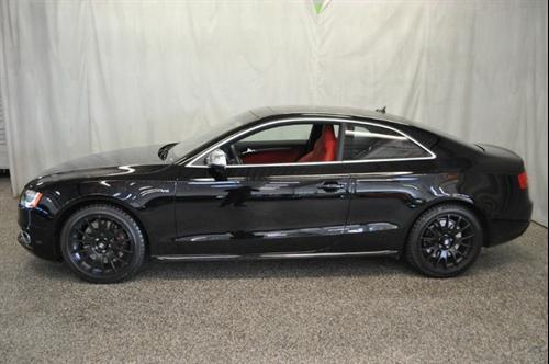 Audi S5 2012 photo 1