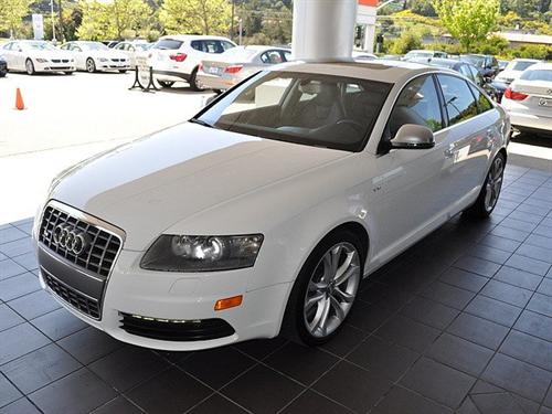 Audi S6 2009 photo 2