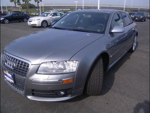 Audi S8 2007 photo 1