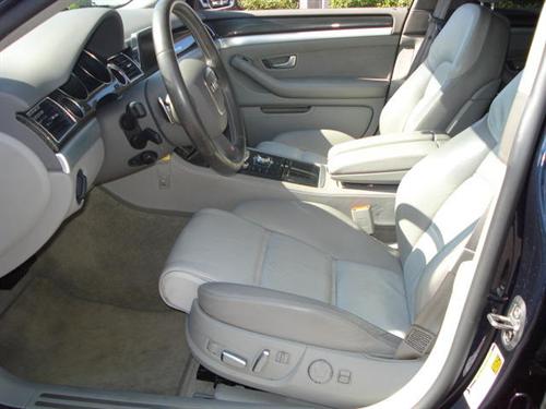 Audi S8 2007 photo 1