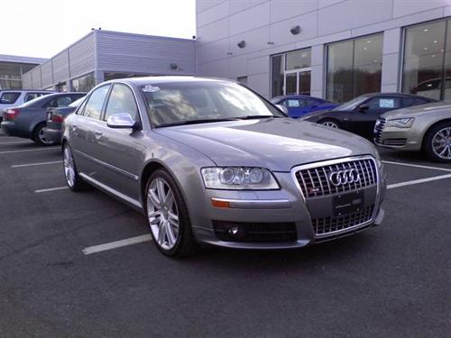 Audi S8 2007 photo 2