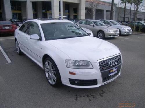 Audi S8 2007 photo 5