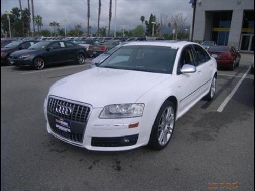 Audi S8 2007 photo 4