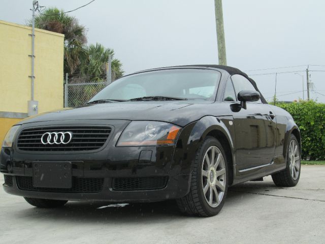 Audi TT 2001 photo 13