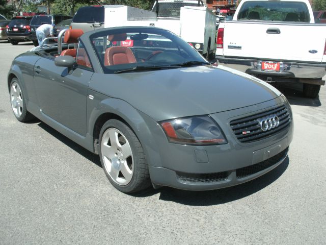 Audi TT 2001 photo 2