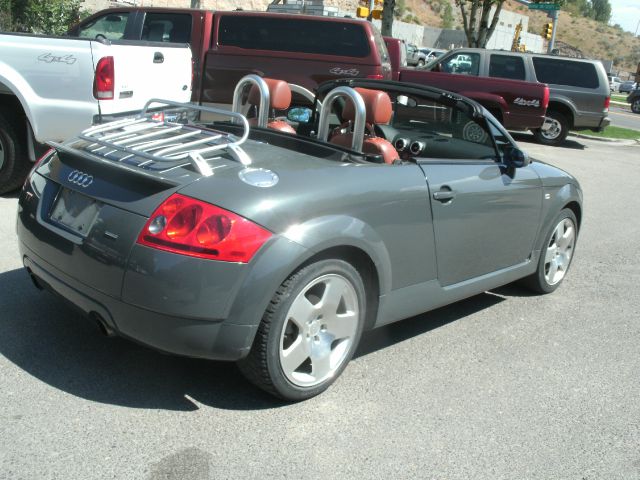 Audi TT 2001 photo 4