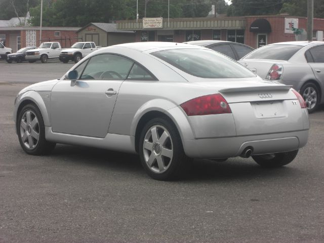 Audi TT 2001 photo 3