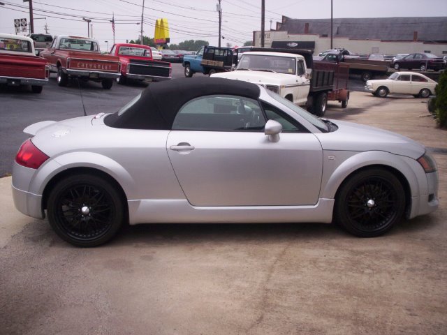 Audi TT 2001 photo 4