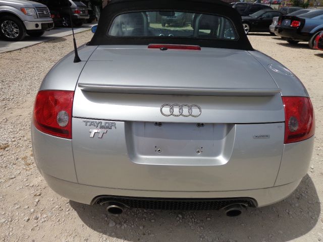 Audi TT 2001 photo 29