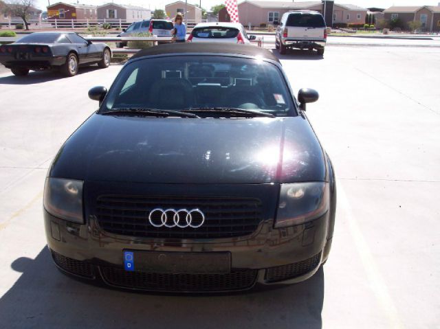 Audi TT 2001 photo 7