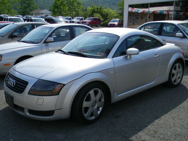 Audi TT 2001 photo 3