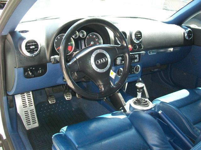 Audi TT 2002 photo 14