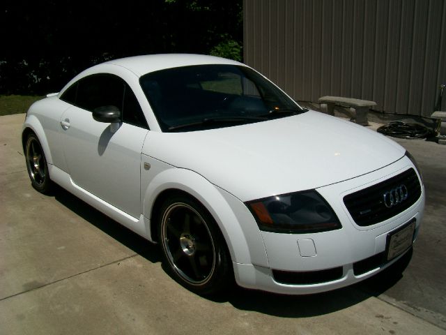 Audi TT 2002 photo 23