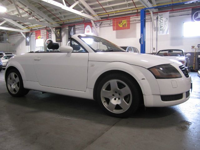 Audi TT 2002 photo 15