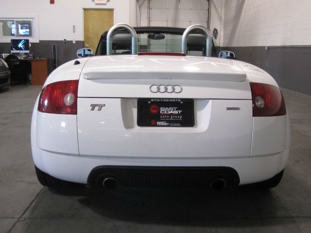 Audi TT 2002 photo 16