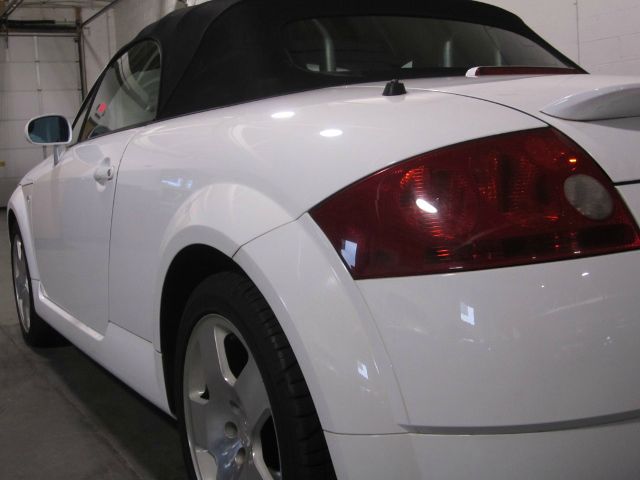 Audi TT 2002 photo 20