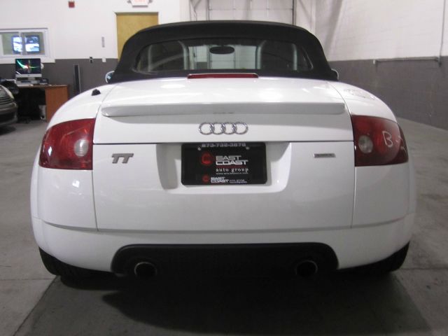 Audi TT 2002 photo 23