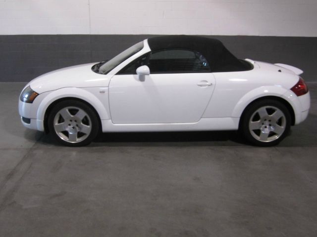 Audi TT 2002 photo 24