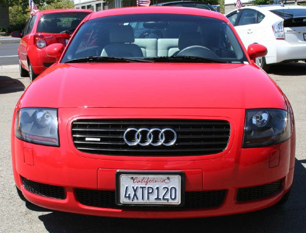 Audi TT 2002 photo 2