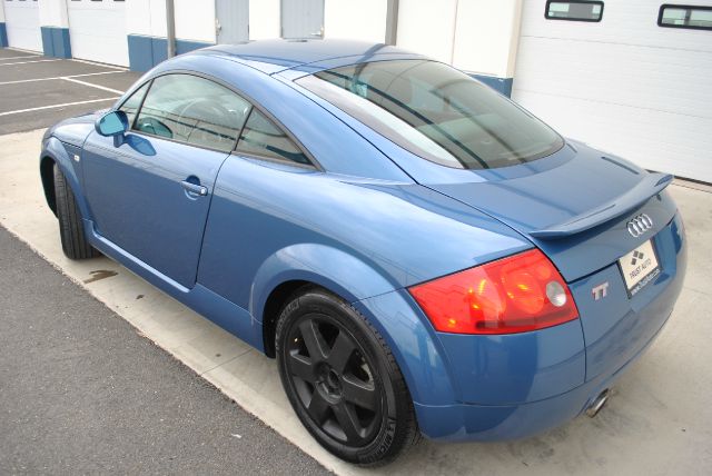 Audi TT 2002 photo 15