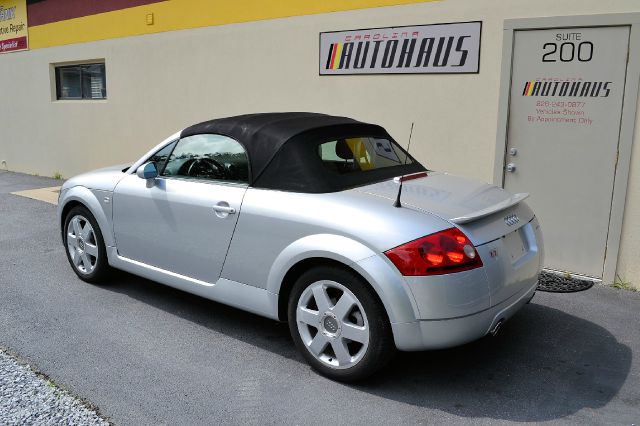 Audi TT 2002 photo 1