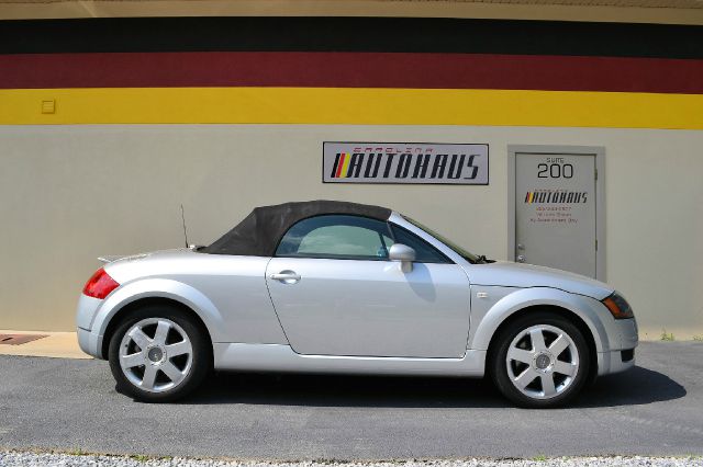 Audi TT 2002 photo 3