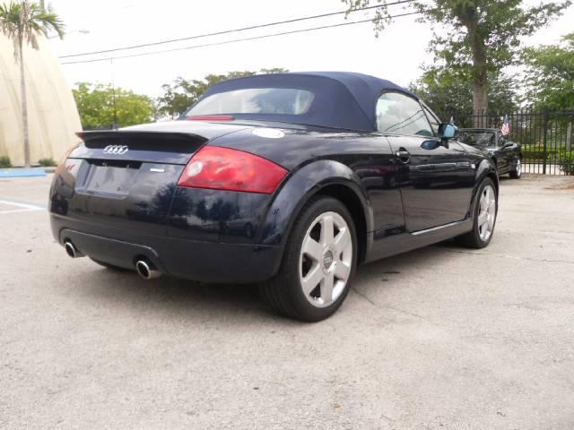 Audi TT 2002 photo 4