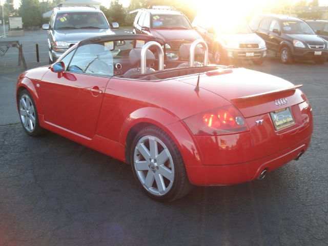 Audi TT 2003 photo 36