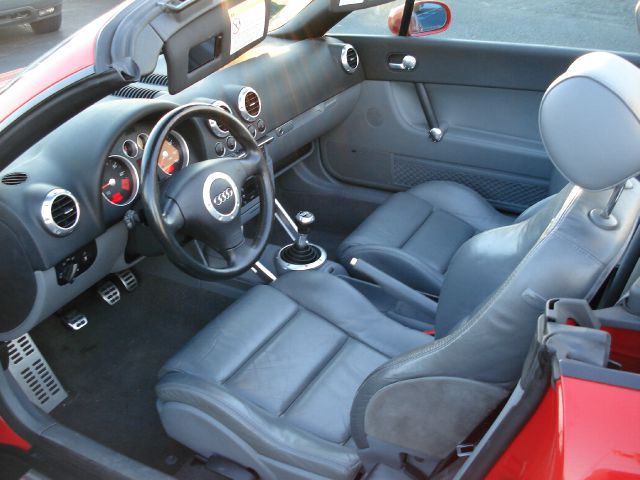 Audi TT 2003 photo 38