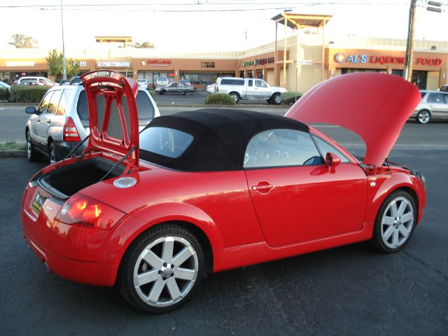 Audi TT 2003 photo 8