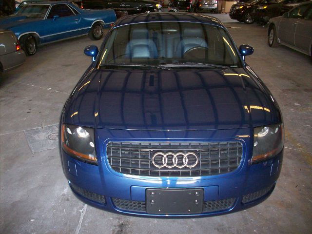 Audi TT 2003 photo 4