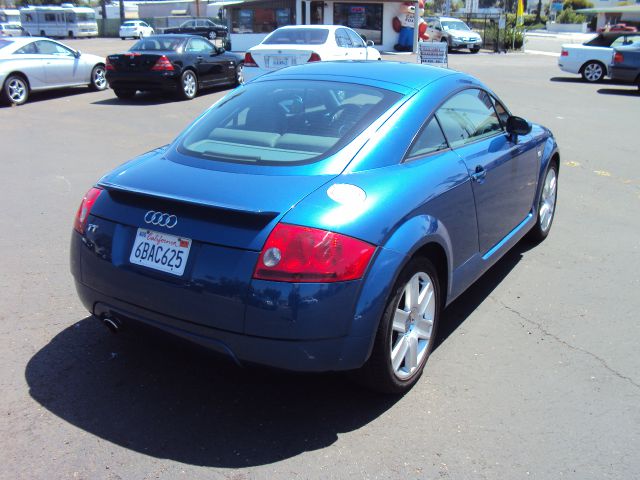 Audi TT 2003 photo 12