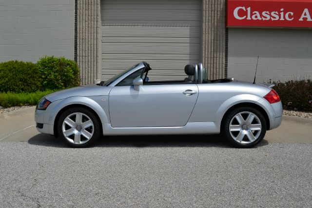 Audi TT 2003 photo 14