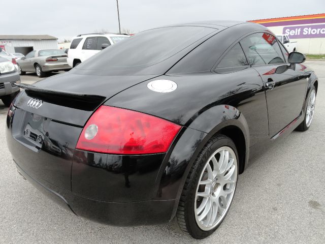 Audi TT 2004 photo 9