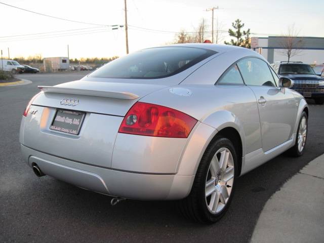 Audi TT 2004 photo 1