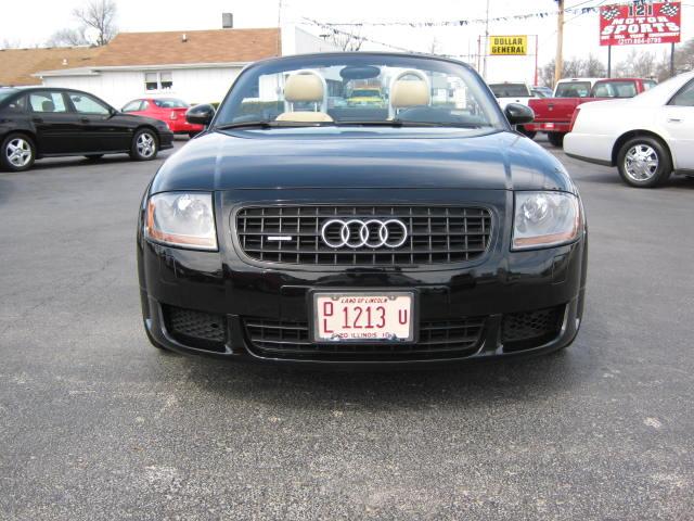 Audi TT 2004 photo 2