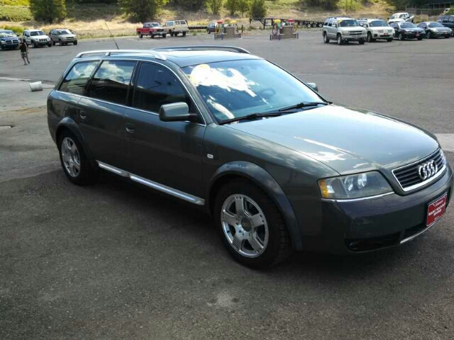 Audi allroad 2001 photo 2