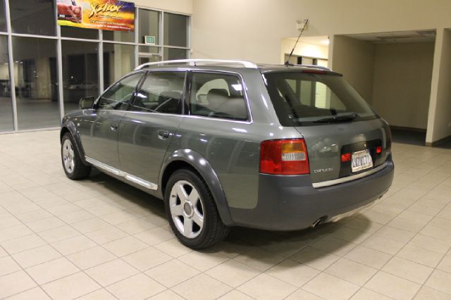 Audi allroad 2002 photo 3